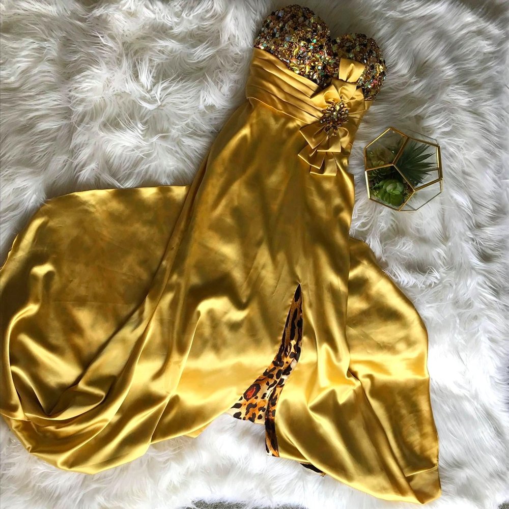 Alyce paris gold Leopard backless train slit dress